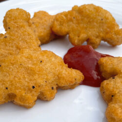 Editor’s Picks: Simulate’s Plant-Based Dino Nuggets Taste Like Childhood Nostalgia