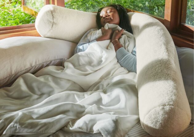 Meet the 6 Types of People Who Will Love the Wiggle Pillow